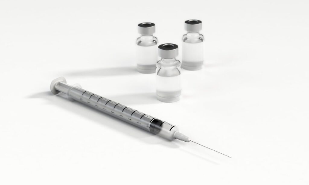 syringe, shot, medicine-1884758.jpg